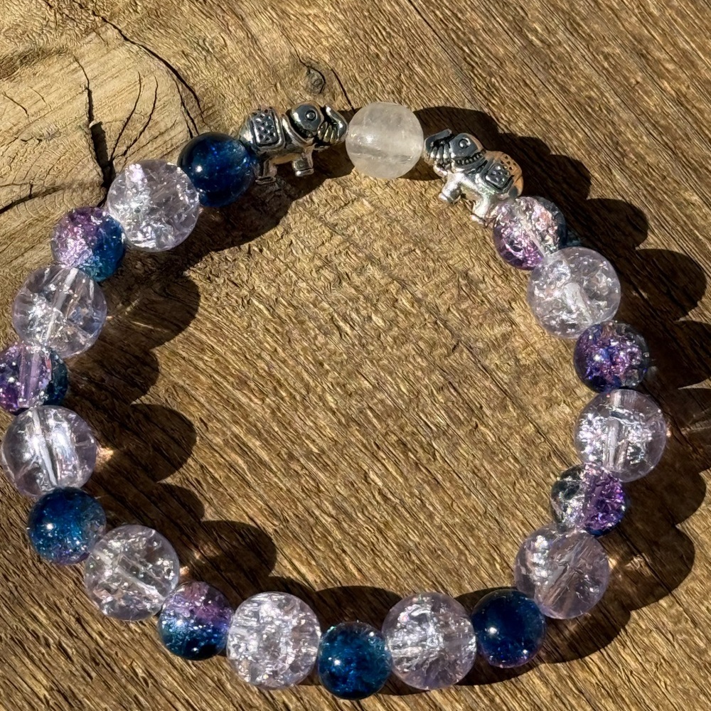 Silver and Purple crackle quartz Beaded Bracelet with silver elephant & vocal.